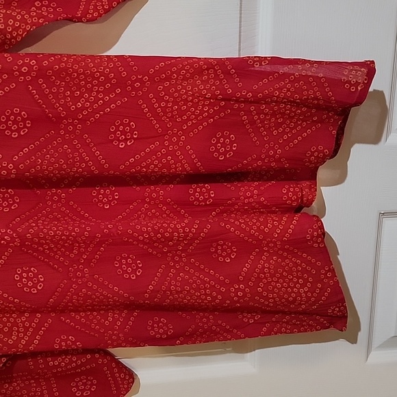 Woman's top - Picture 5 of 7